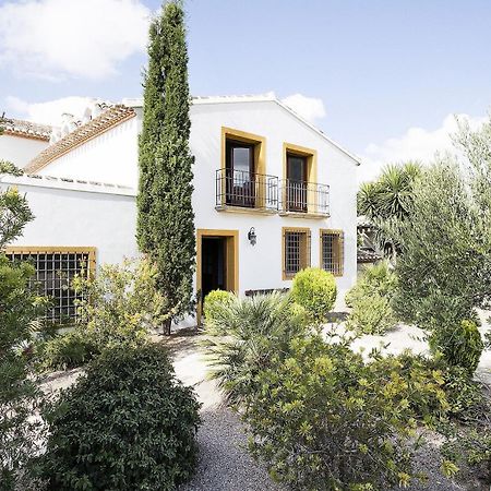 Desconexión entre olivos centenarios Villa Vélez Blanco Exterior foto